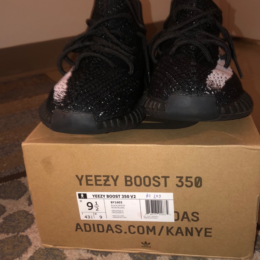 Oreo Yeezys